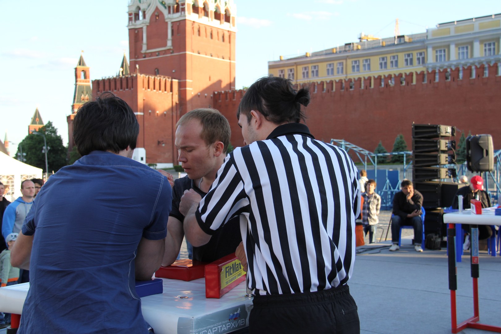 Armrestling Na Krasnoj Ploshchadi