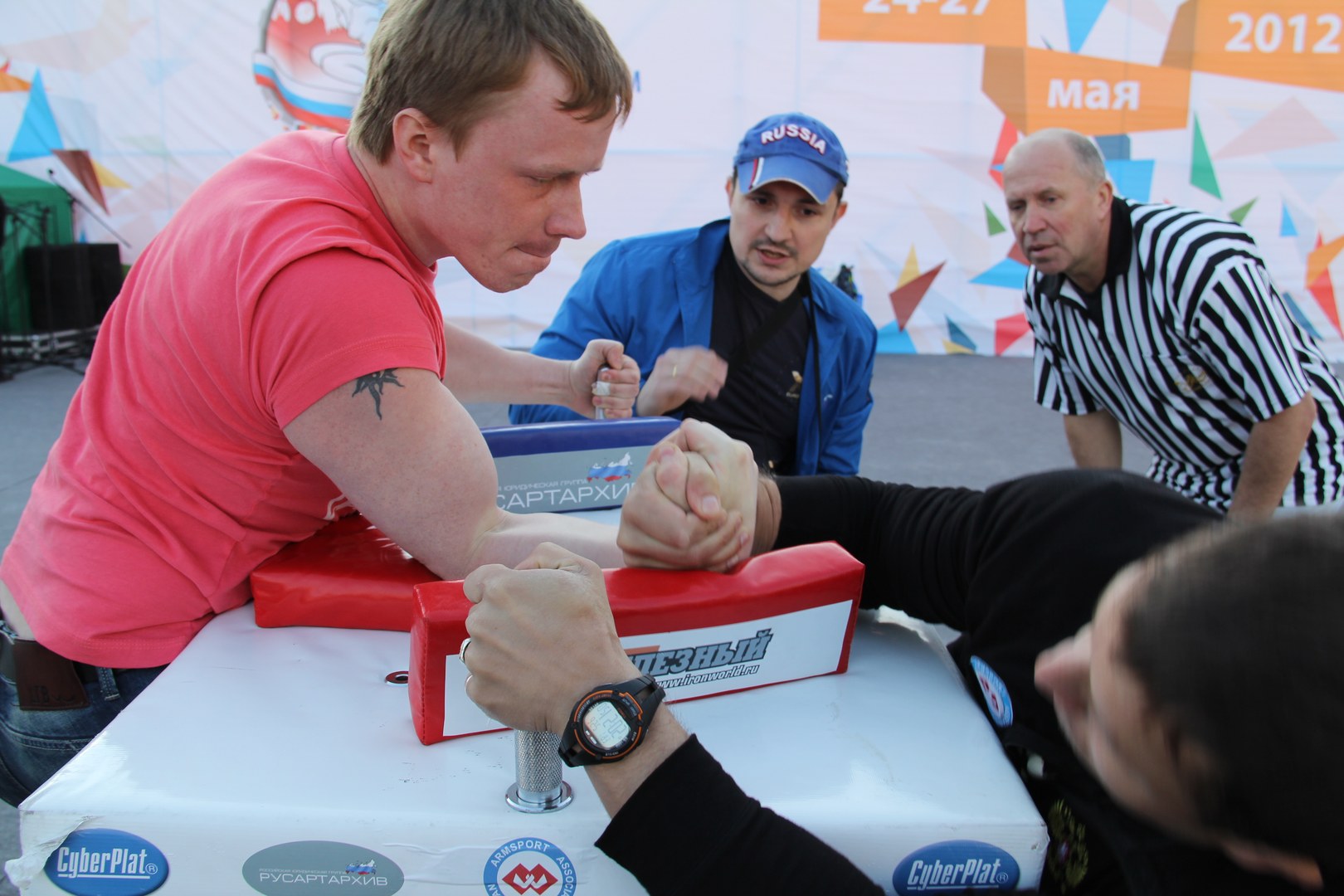 Armrestling Na Krasnoj Ploshchadi