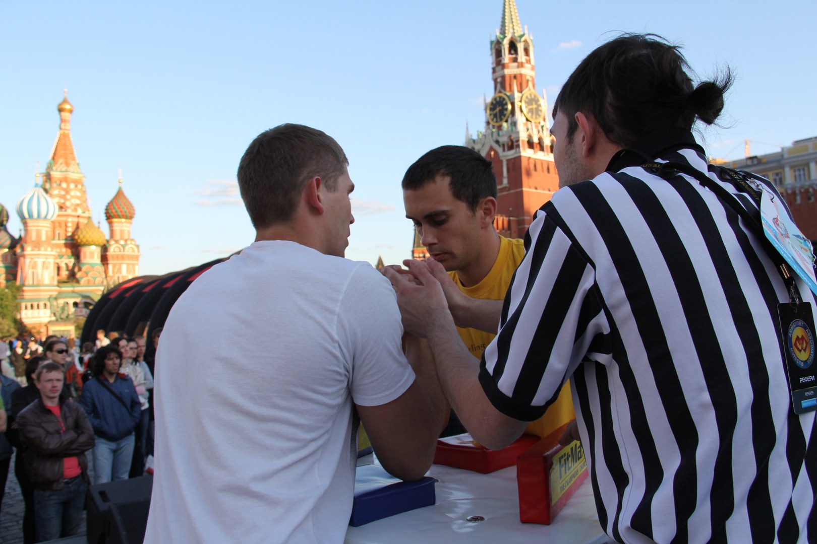 Armrestling Na Krasnoj Ploshchadi