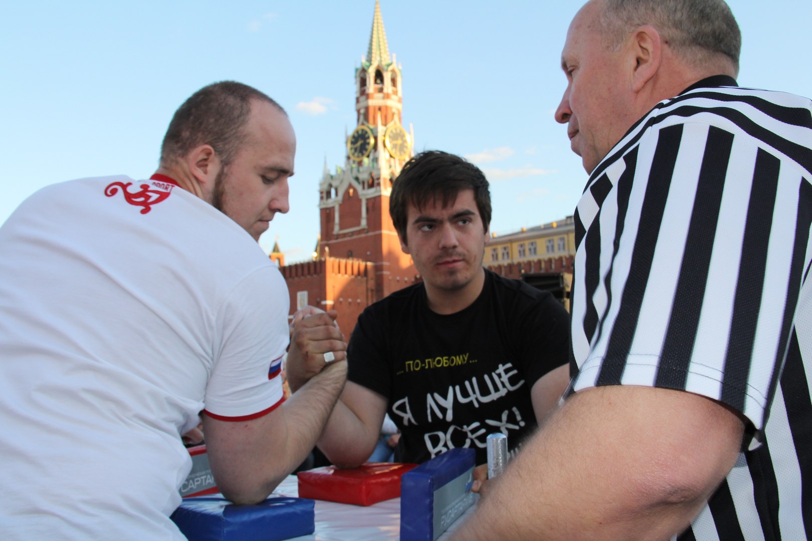 Armrestling Na Krasnoj Ploshchadi