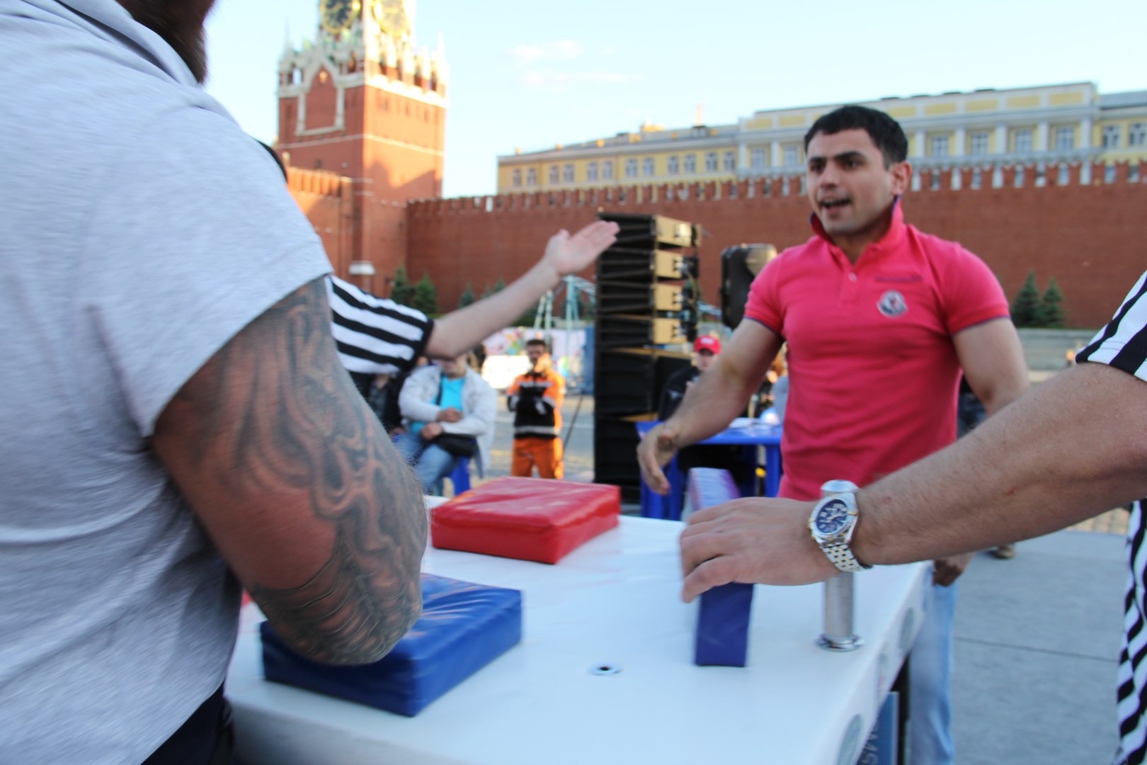 Armrestling Na Krasnoj Ploshchadi