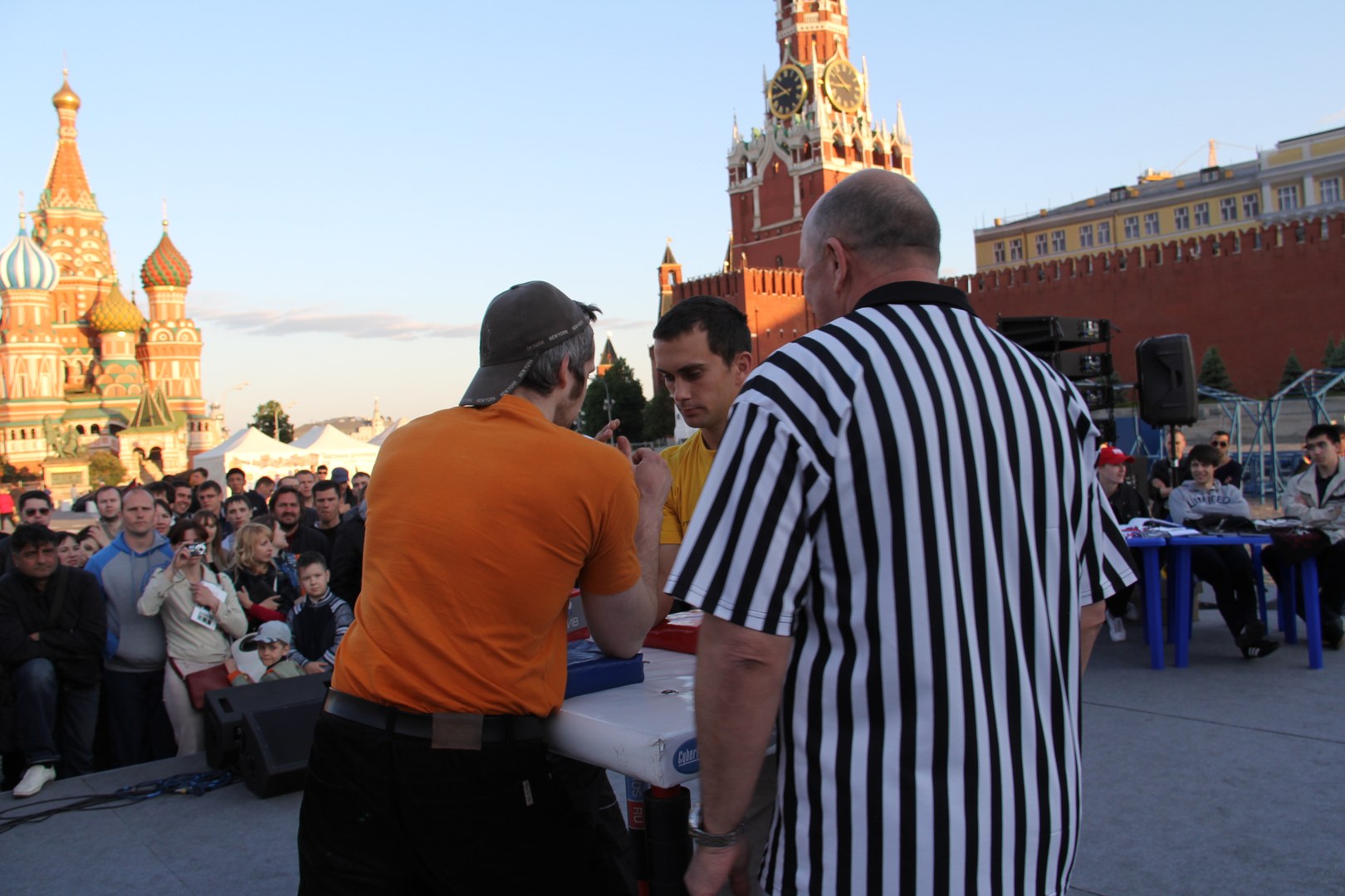 Armrestling Na Krasnoj Ploshchadi