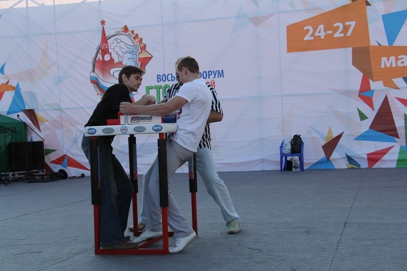 Armrestling Na Krasnoj Ploshchadi