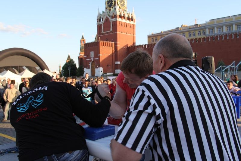 Armrestling Na Krasnoj Ploshchadi