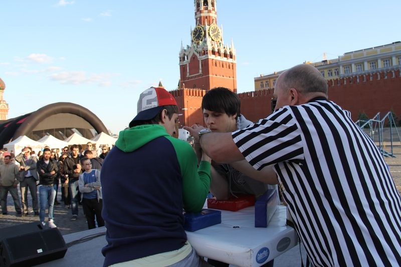 Armrestling Na Krasnoj Ploshchadi