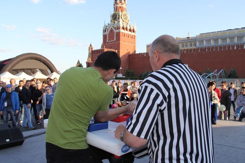 Armrestling Na Krasnoj Ploshchadi