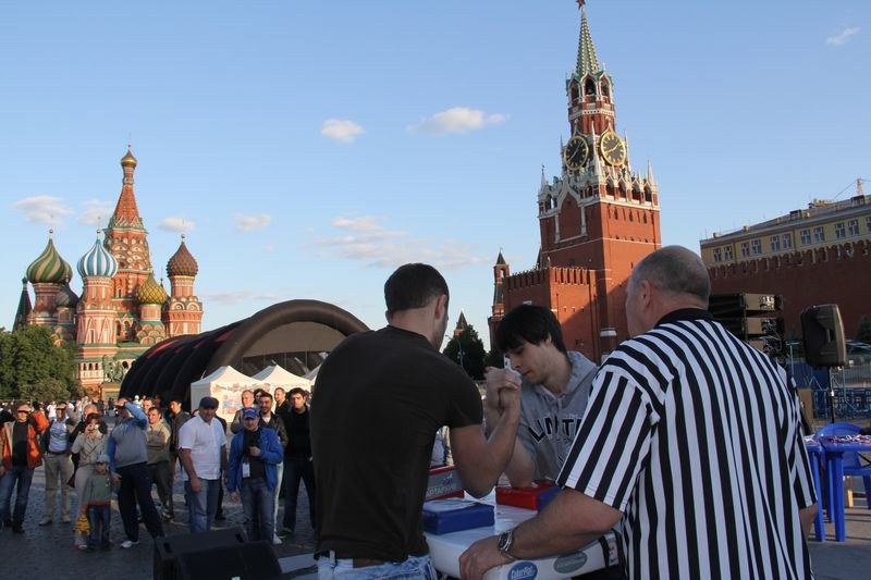 Armrestling Na Krasnoj Ploshchadi