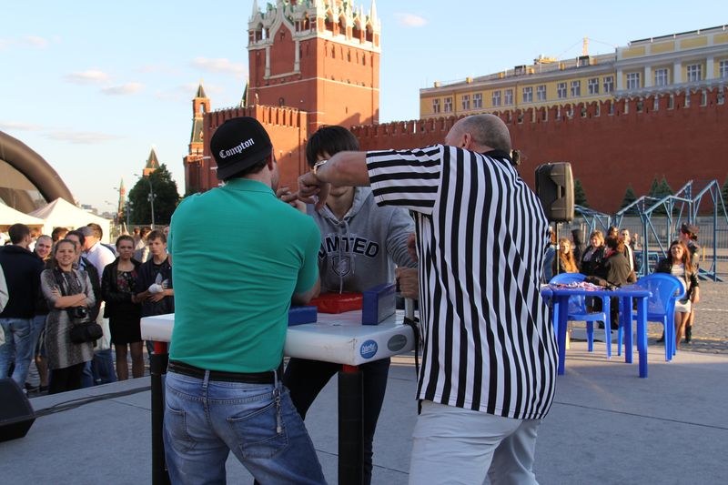 Armrestling Na Krasnoj Ploshchadi