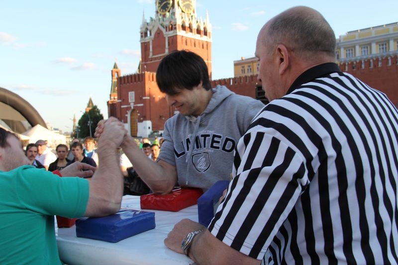 Armrestling Na Krasnoj Ploshchadi