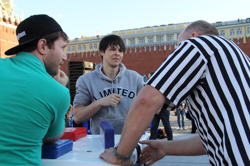 Armrestling Na Krasnoj Ploshchadi