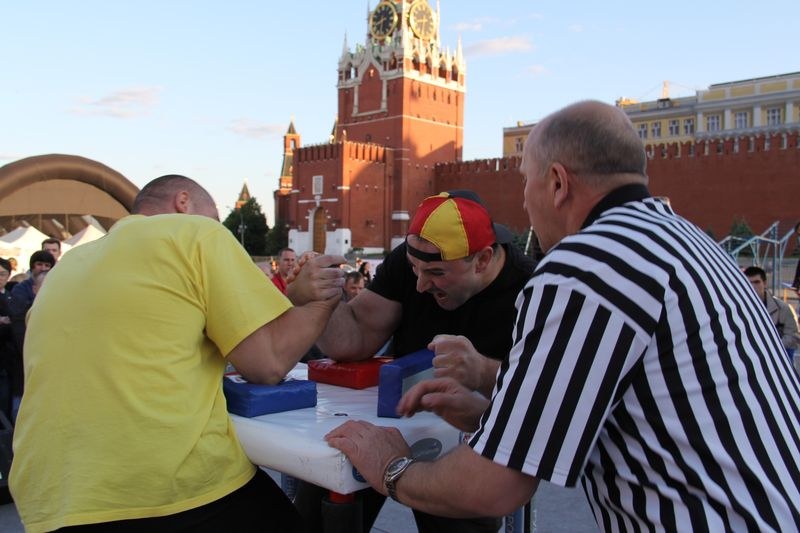 Armrestling Na Krasnoj Ploshchadi