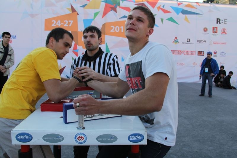 Armrestling Na Krasnoj Ploshchadi