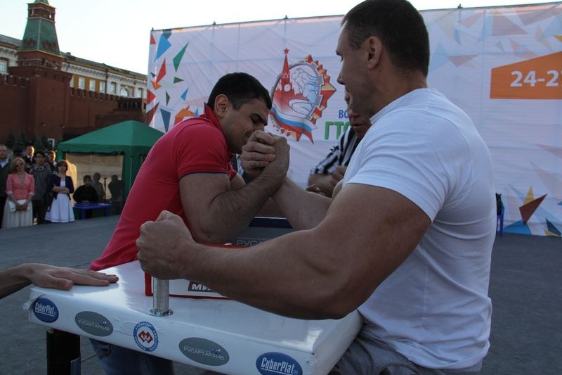 Armrestling Na Krasnoj Ploshchadi