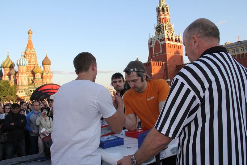 Armrestling Na Krasnoj Ploshchadi