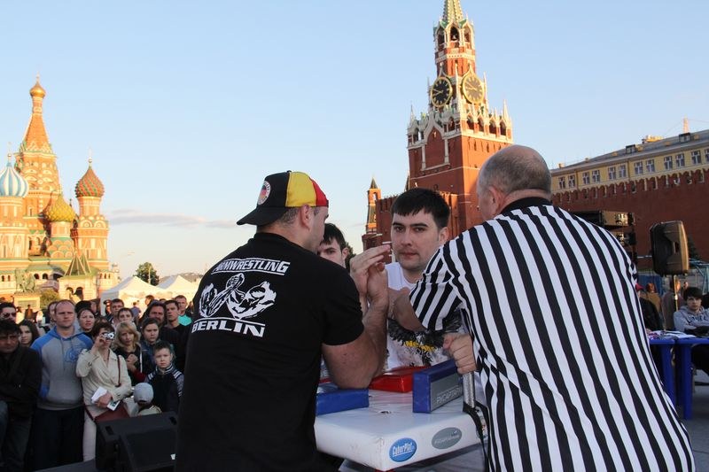 Armrestling Na Krasnoj Ploshchadi