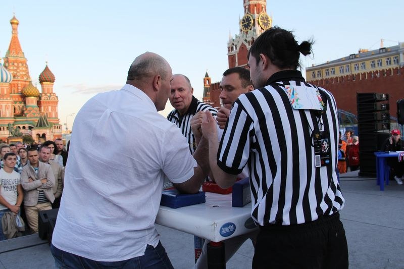 Armrestling Na Krasnoj Ploshchadi