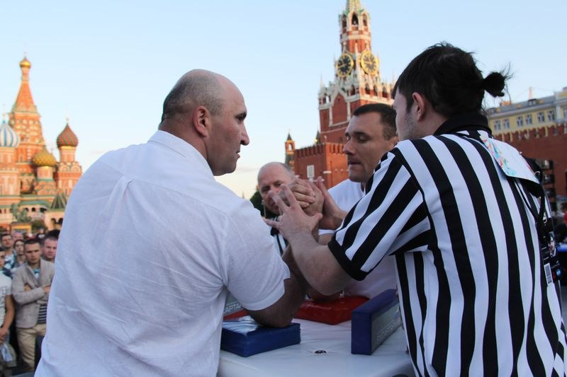 Armrestling Na Krasnoj Ploshchadi