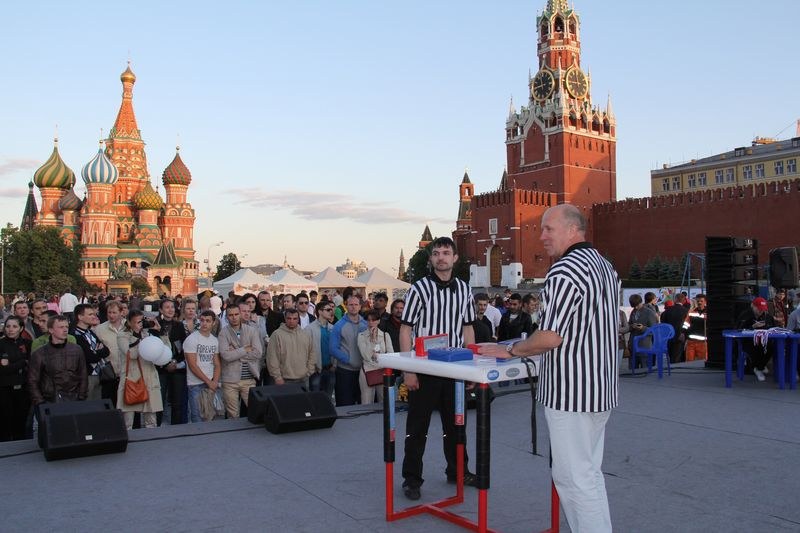 Armrestling Na Krasnoj Ploshchadi