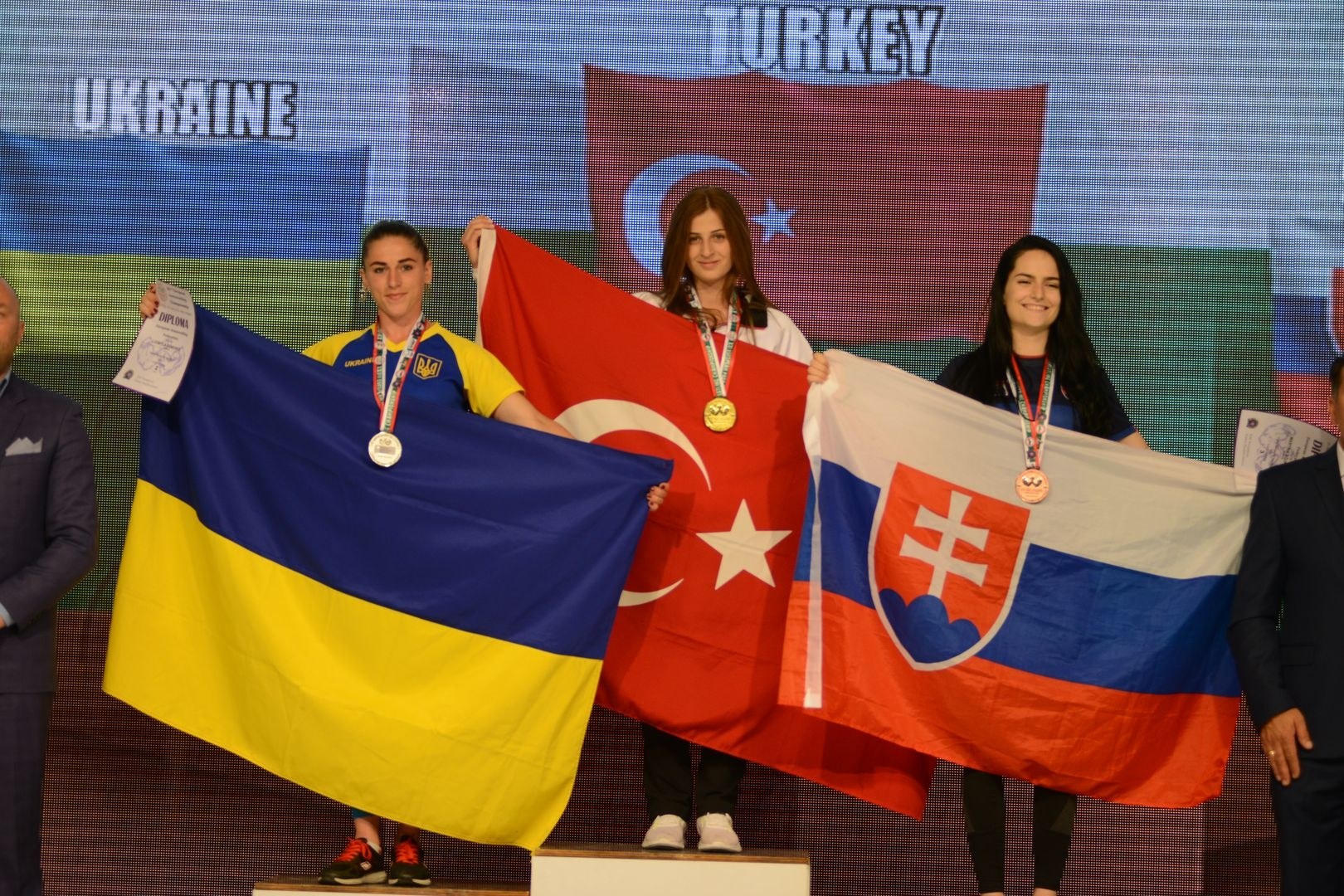 Euroarm2018 Day4 Seniors Left