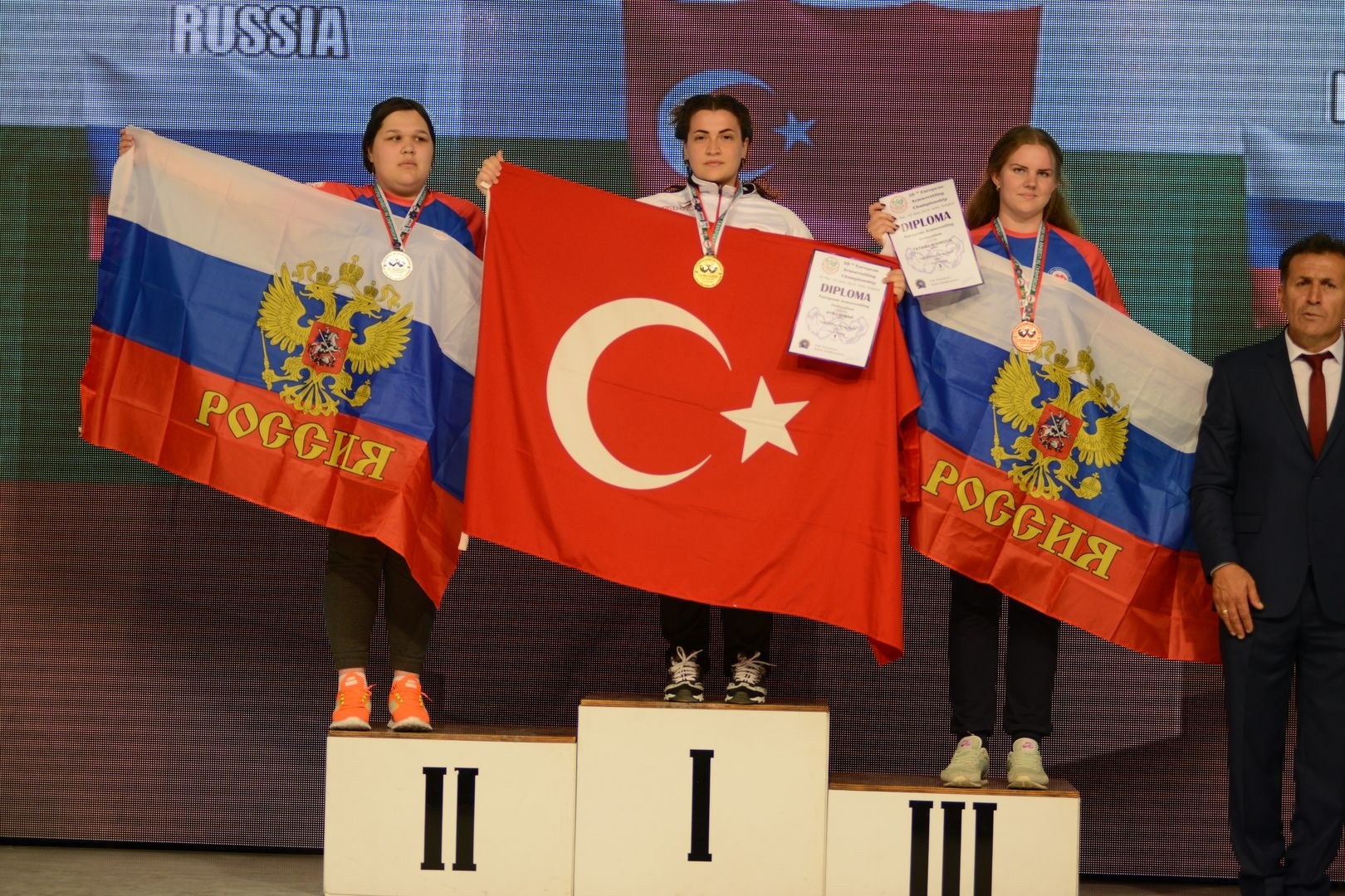 Euroarm2018 Day4 Seniors Left