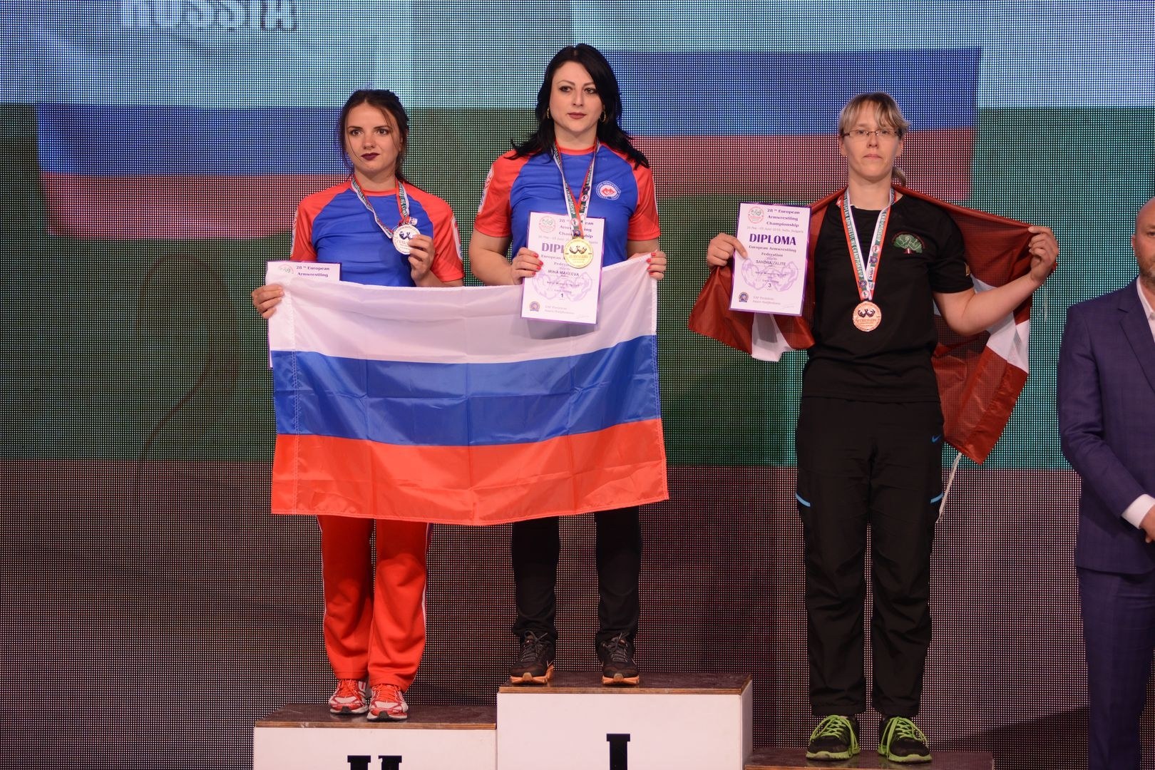 Euroarm2018 Day4 Seniors Left