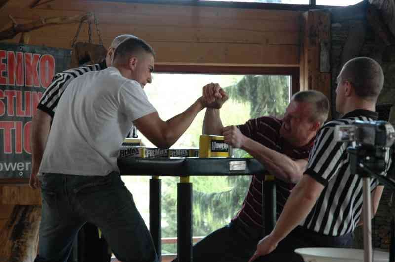 I Otwarte Mistrzostwa Pilawek W Armwrestlingu