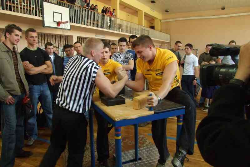 III Mistrzostw Szkol Srednich Powiatu Tomaszowskiego