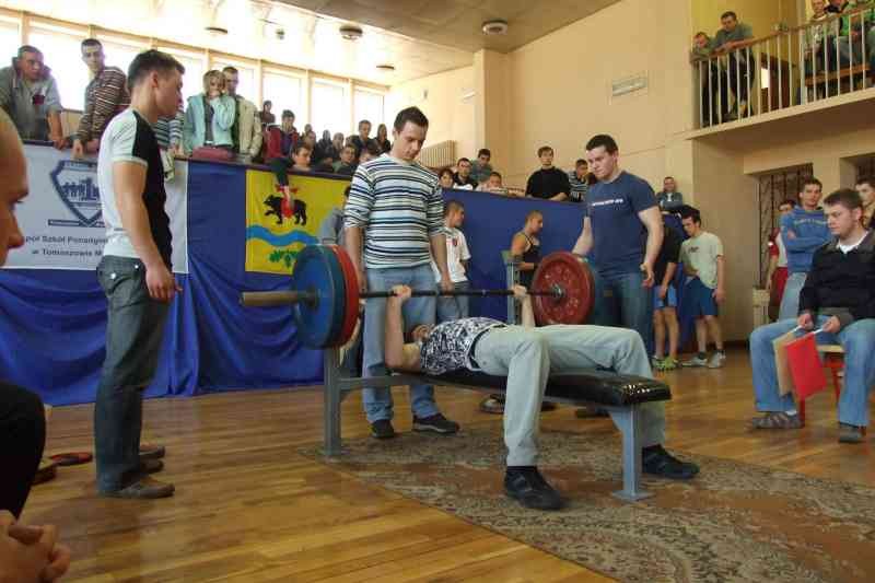 III Mistrzostw Szkol Srednich Powiatu Tomaszowskiego