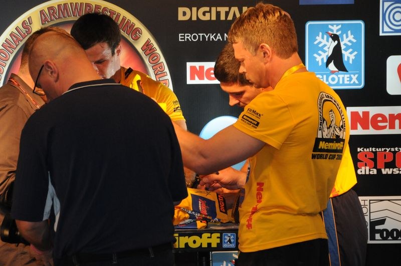 Nemiroff 2008 Day 2 Right Hand