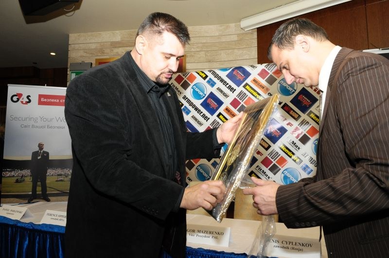 Nemiroff 2009 Day 1 Left Hand