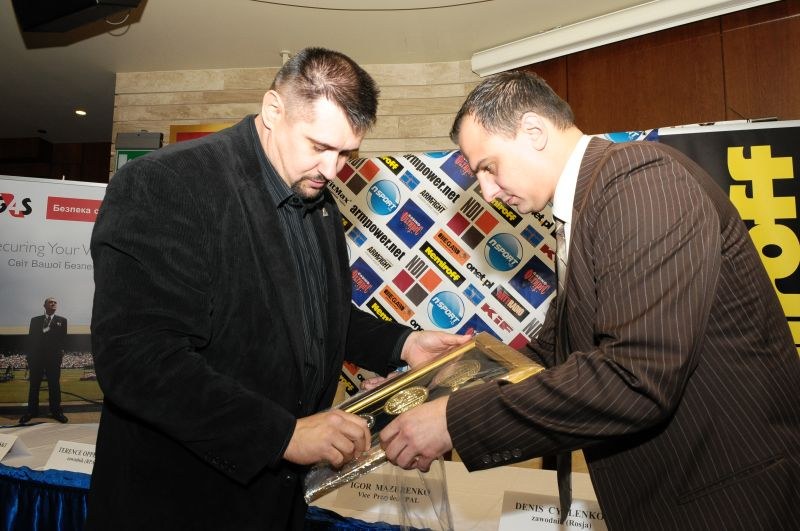 Nemiroff 2009 Day 1 Left Hand