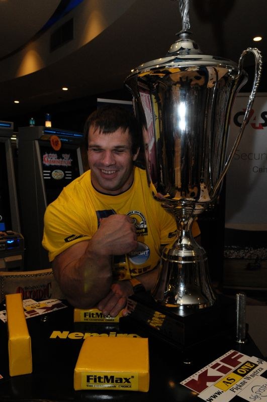 Nemiroff 2009 Day 1 Left Hand