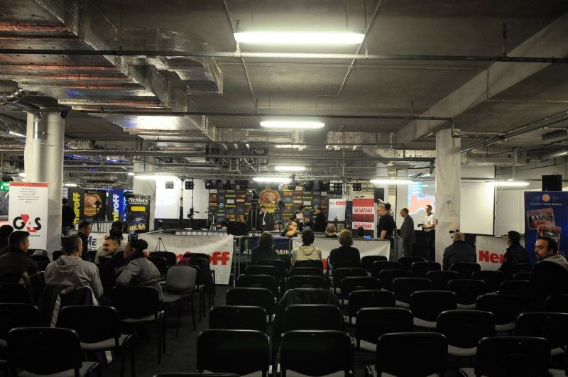 Nemiroff 2009 Day 1 Left Hand