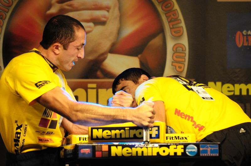 Nemiroff 2009 Day 1 Left Hand