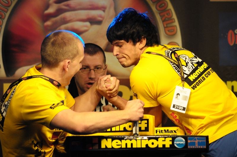 Nemiroff 2009 Day 1 Left Hand