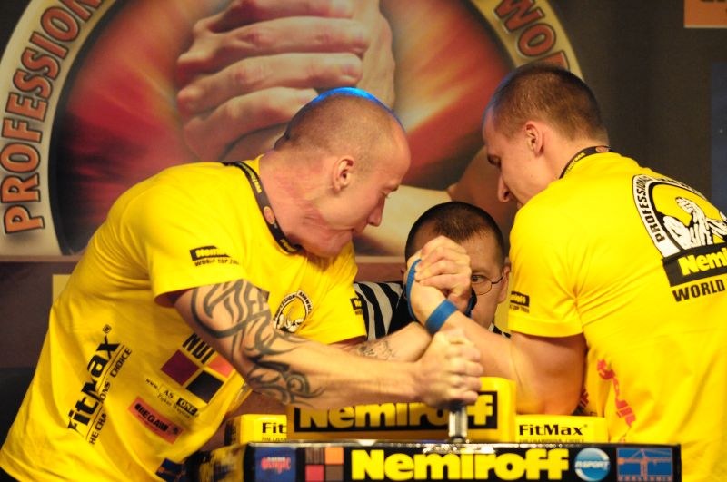 Nemiroff 2009 Day 1 Left Hand