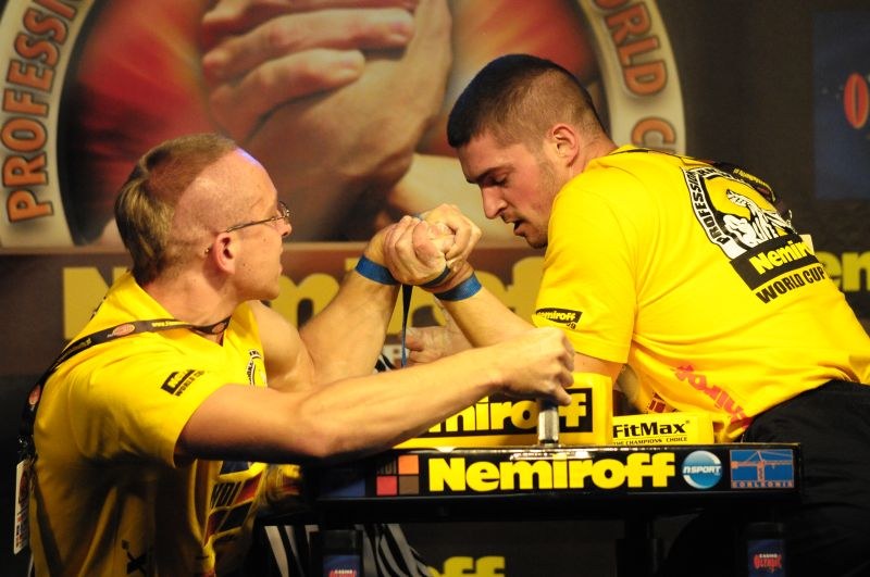 Nemiroff 2009 Day 1 Left Hand