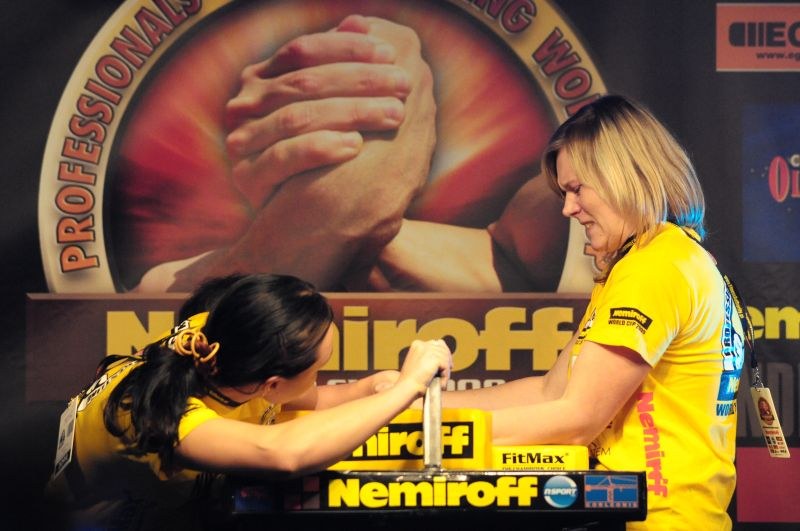 Nemiroff 2009 Day 1 Left Hand