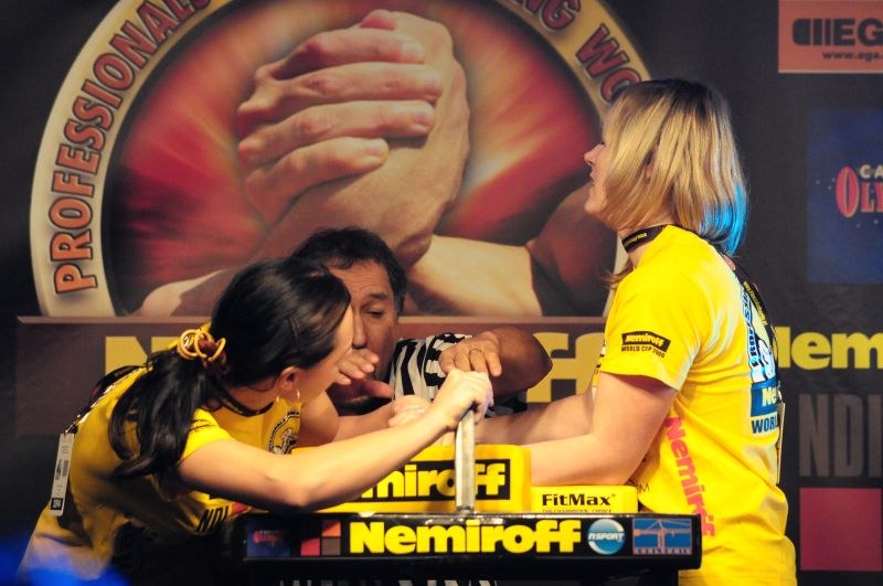 Nemiroff 2009 Day 1 Left Hand