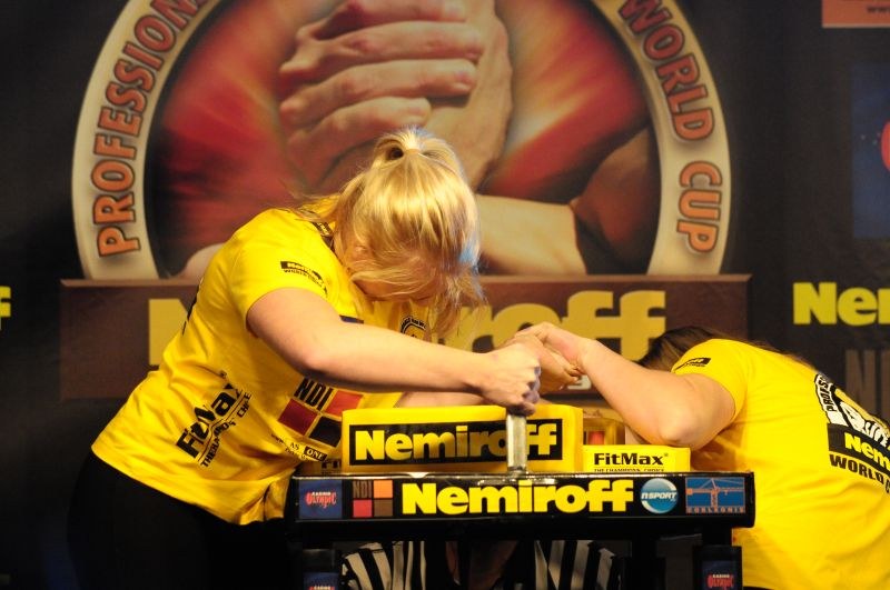 Nemiroff 2009 Day 1 Left Hand