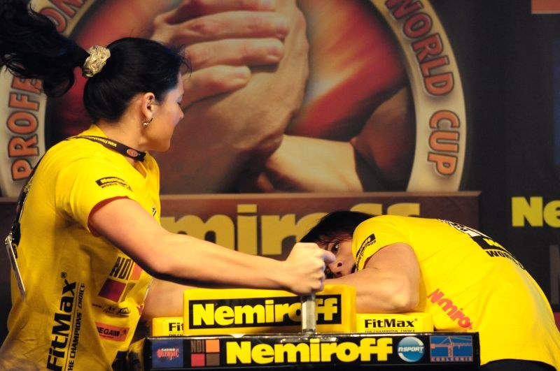 Nemiroff 2009 Day 1 Left Hand