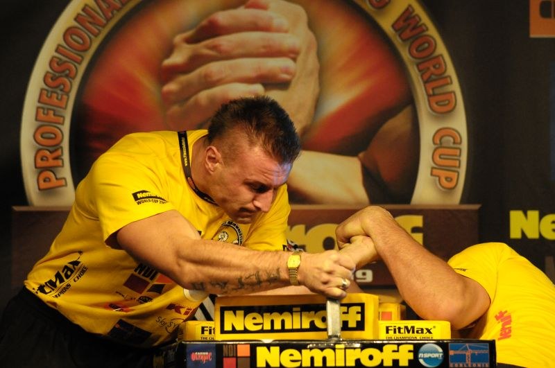 Nemiroff 2009 Day 1 Left Hand