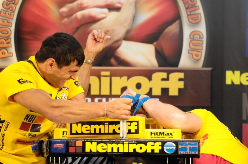 Nemiroff 2009 Day 1 Left Hand