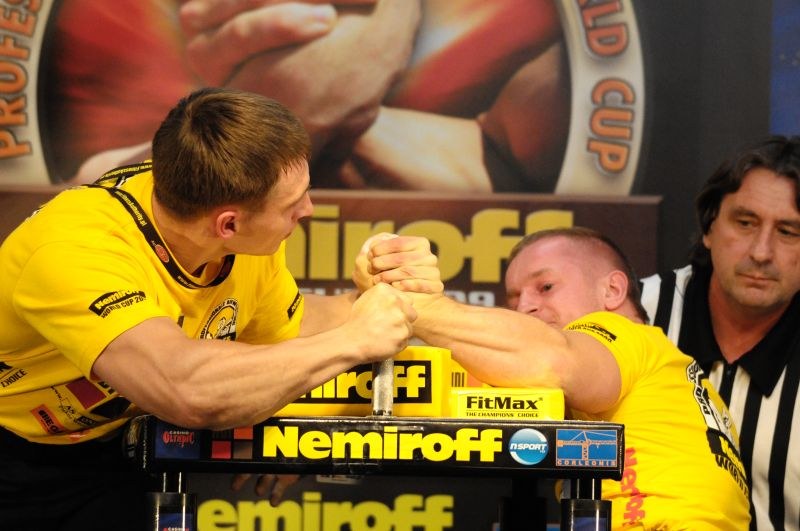 Nemiroff 2009 Day 1 Left Hand