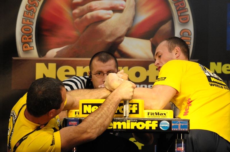 Nemiroff 2009 Day 1 Left Hand