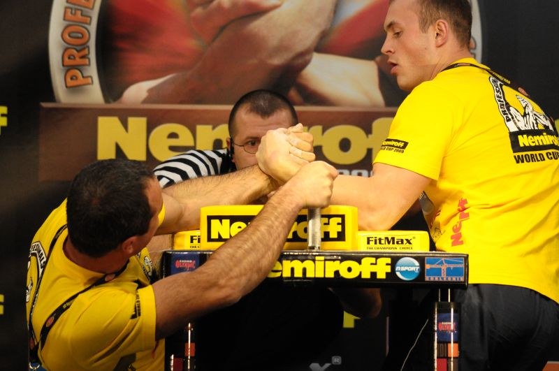 Nemiroff 2009 Day 1 Left Hand