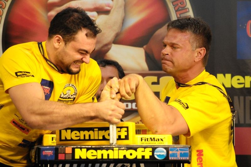 Nemiroff 2009 Day 1 Left Hand