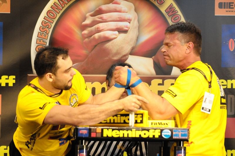 Nemiroff 2009 Day 1 Left Hand