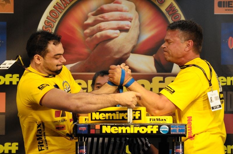 Nemiroff 2009 Day 1 Left Hand