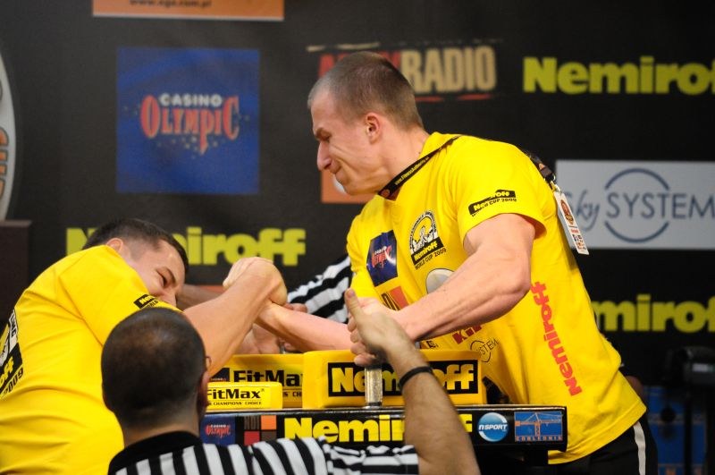 Nemiroff 2009 Day 2 Right Hand